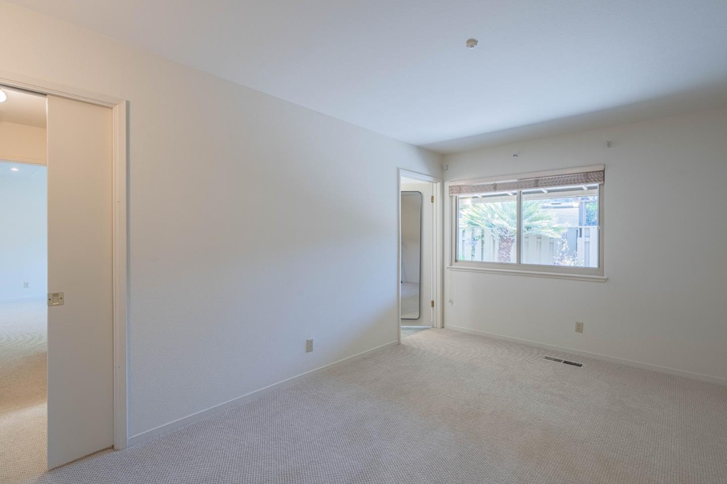 Detail Gallery Image 12 of 38 For 163 Hacienda Carmel, Carmel,  CA 93923 - 2 Beds | 2 Baths