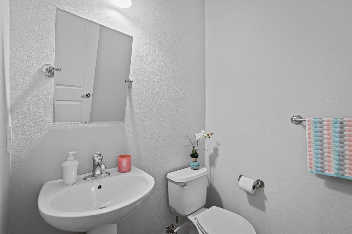 Detail Gallery Image 11 of 57 For 190 Triggs Ln, Morgan Hill,  CA 95037 - 3 Beds | 3/1 Baths