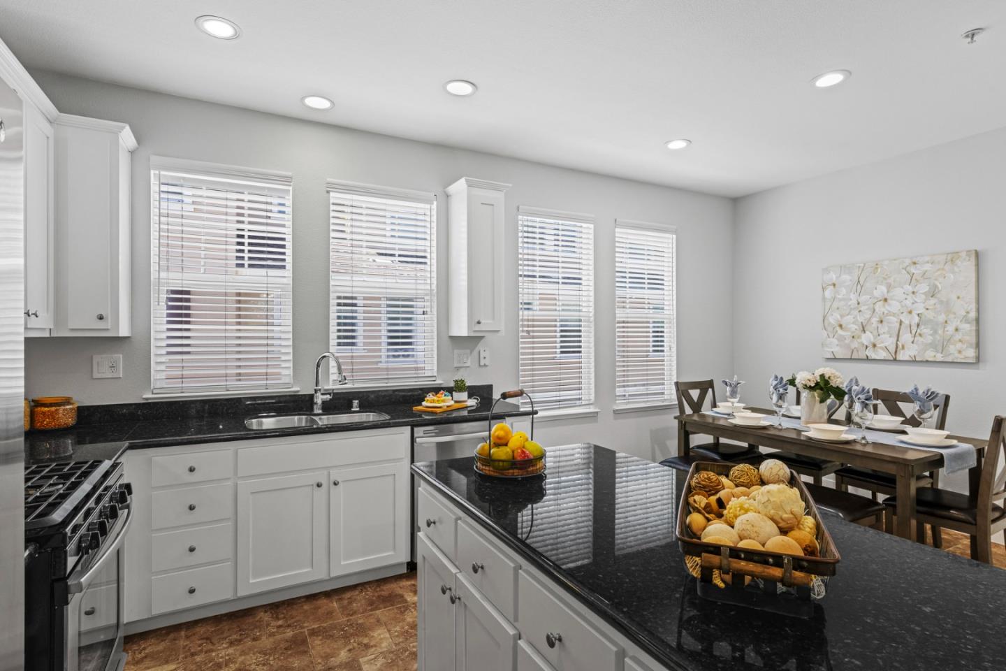 Detail Gallery Image 18 of 57 For 190 Triggs Ln, Morgan Hill,  CA 95037 - 3 Beds | 3/1 Baths
