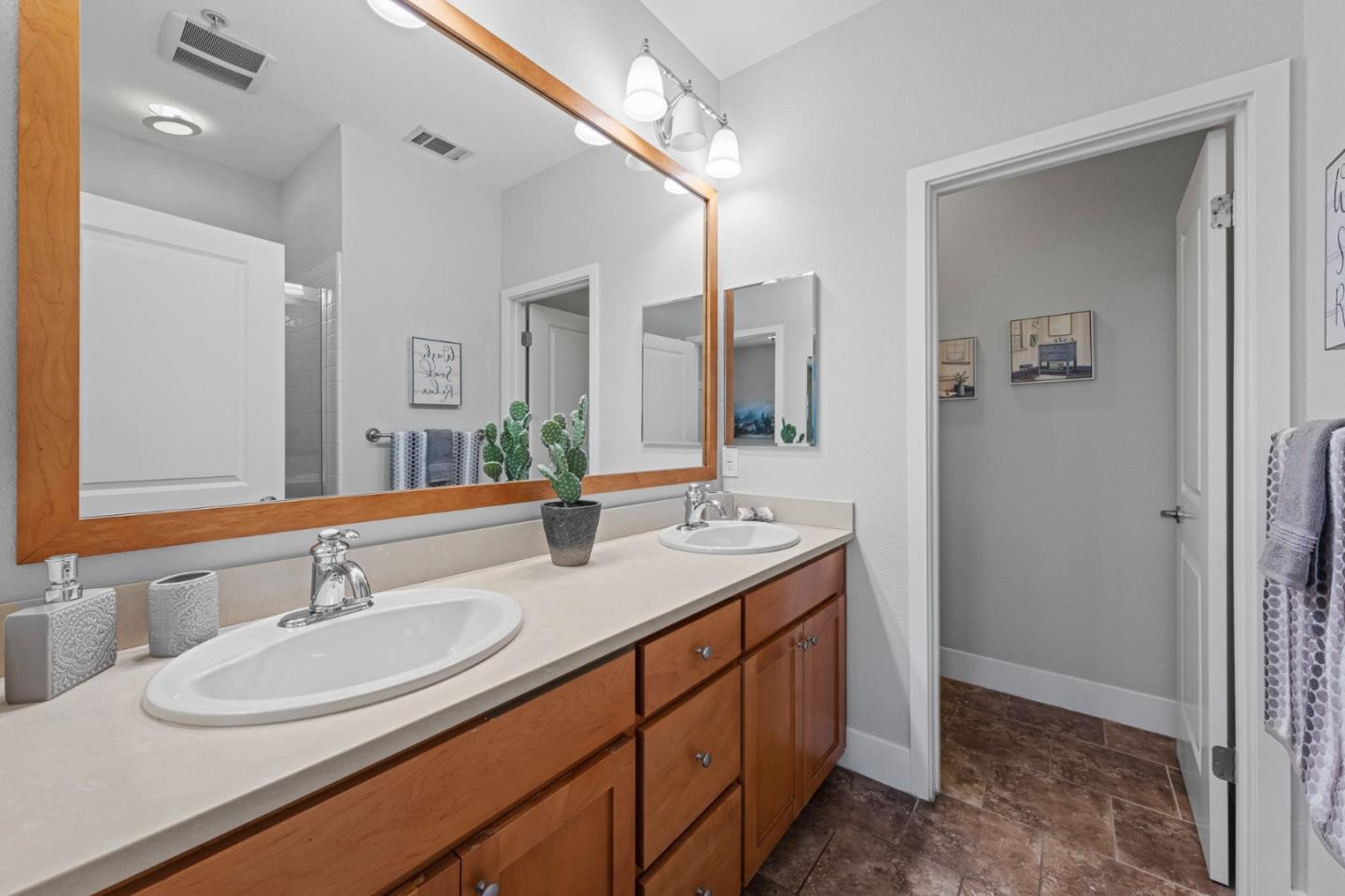 Detail Gallery Image 29 of 57 For 190 Triggs Ln, Morgan Hill,  CA 95037 - 3 Beds | 3/1 Baths