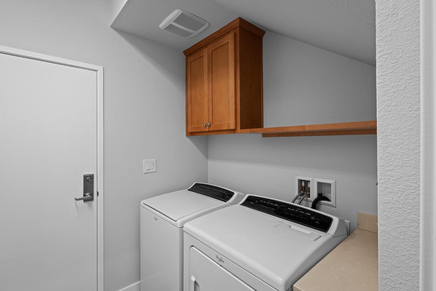 Detail Gallery Image 34 of 57 For 190 Triggs Ln, Morgan Hill,  CA 95037 - 3 Beds | 3/1 Baths