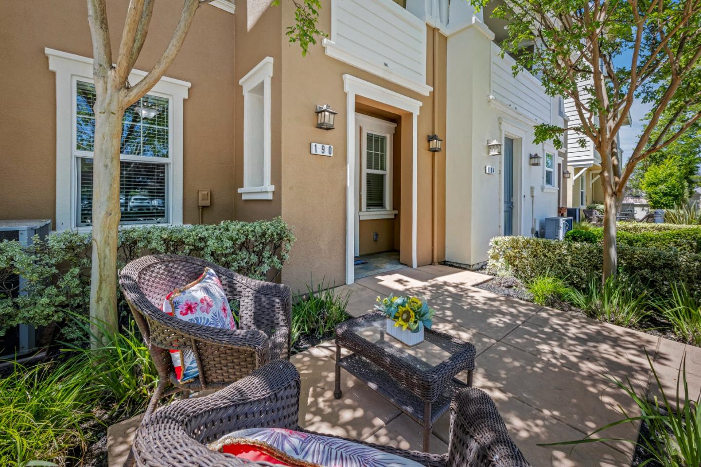 Detail Gallery Image 5 of 57 For 190 Triggs Ln, Morgan Hill,  CA 95037 - 3 Beds | 3/1 Baths