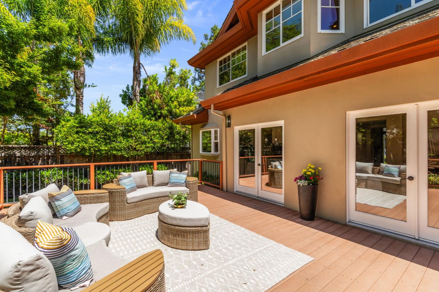 Detail Gallery Image 21 of 27 For 2124 Oakley Ave, Menlo Park,  CA 94025 - 5 Beds | 4 Baths