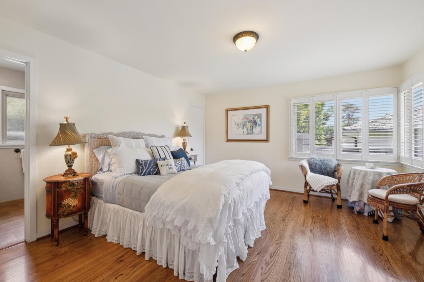 Detail Gallery Image 20 of 28 For 26231 Isabella Ave, Carmel,  CA 93923 - 2 Beds | 2 Baths