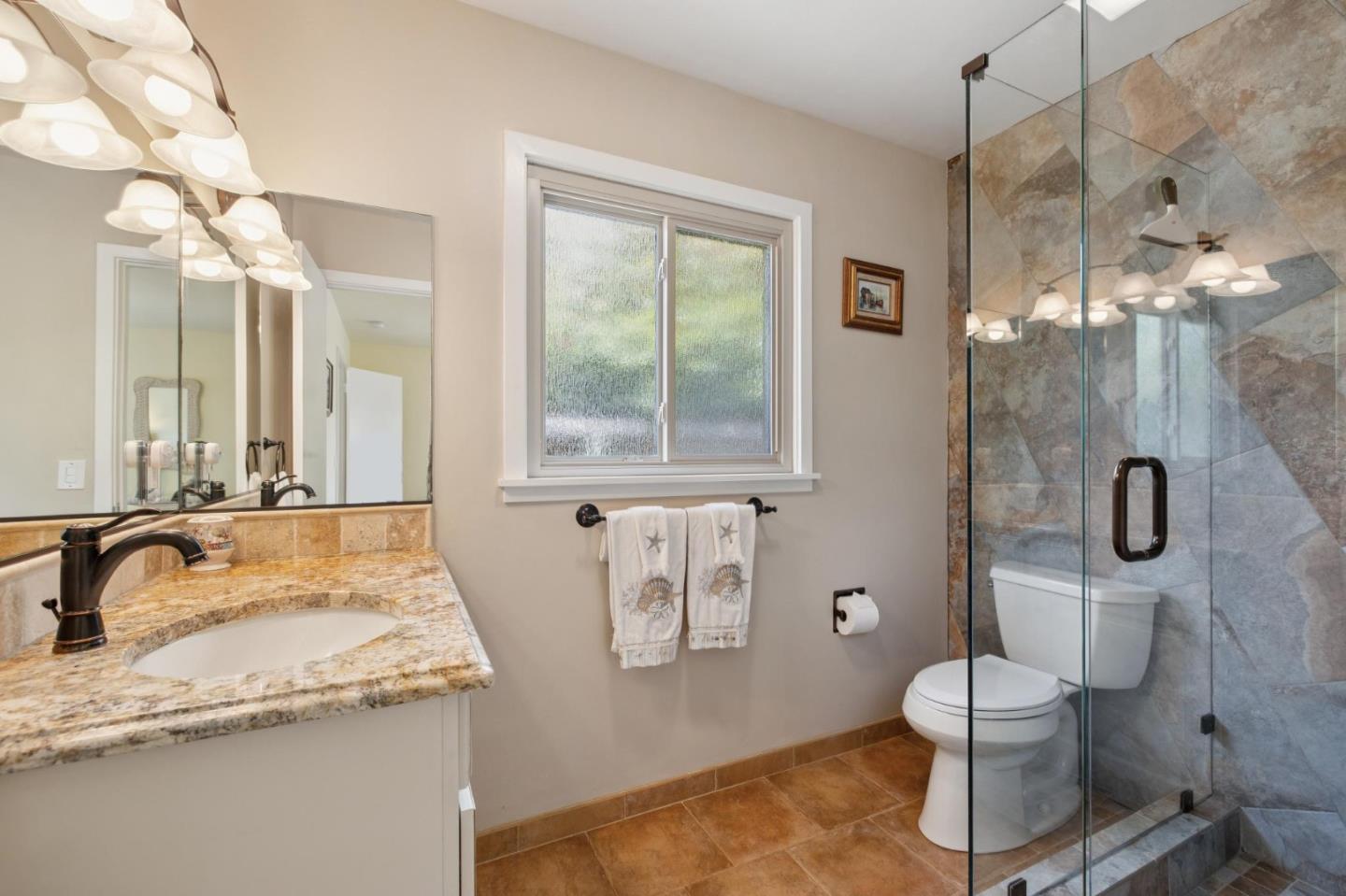 Detail Gallery Image 22 of 28 For 26231 Isabella Ave, Carmel,  CA 93923 - 2 Beds | 2 Baths