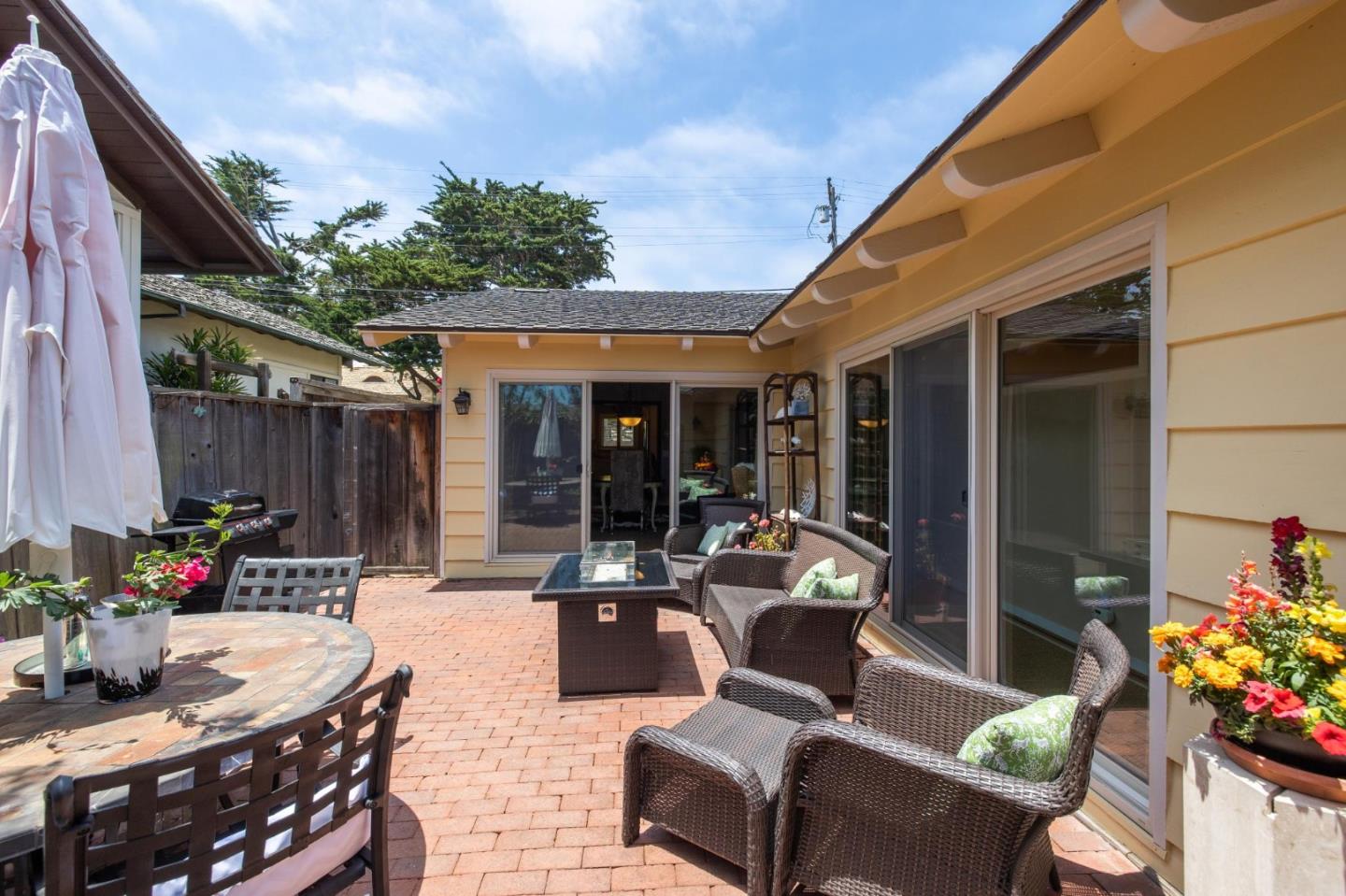 Detail Gallery Image 26 of 28 For 26231 Isabella Ave, Carmel,  CA 93923 - 2 Beds | 2 Baths