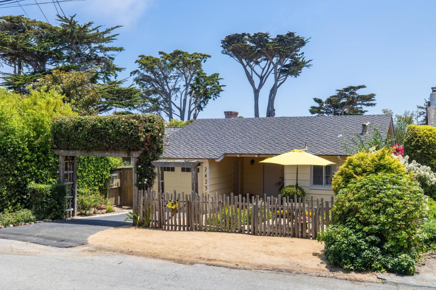 Detail Gallery Image 28 of 28 For 26231 Isabella Ave, Carmel,  CA 93923 - 2 Beds | 2 Baths