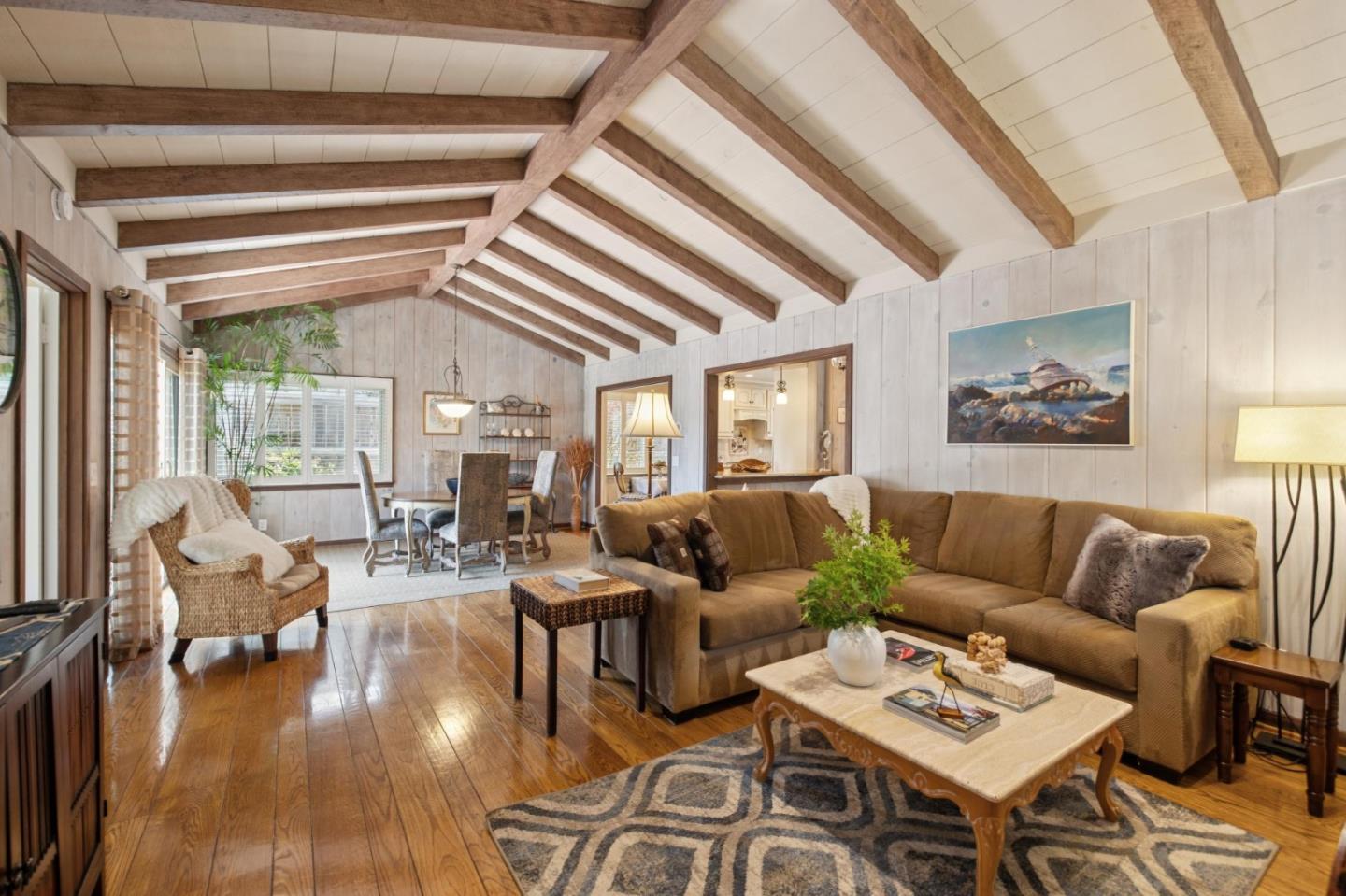 Detail Gallery Image 8 of 28 For 26231 Isabella Ave, Carmel,  CA 93923 - 2 Beds | 2 Baths