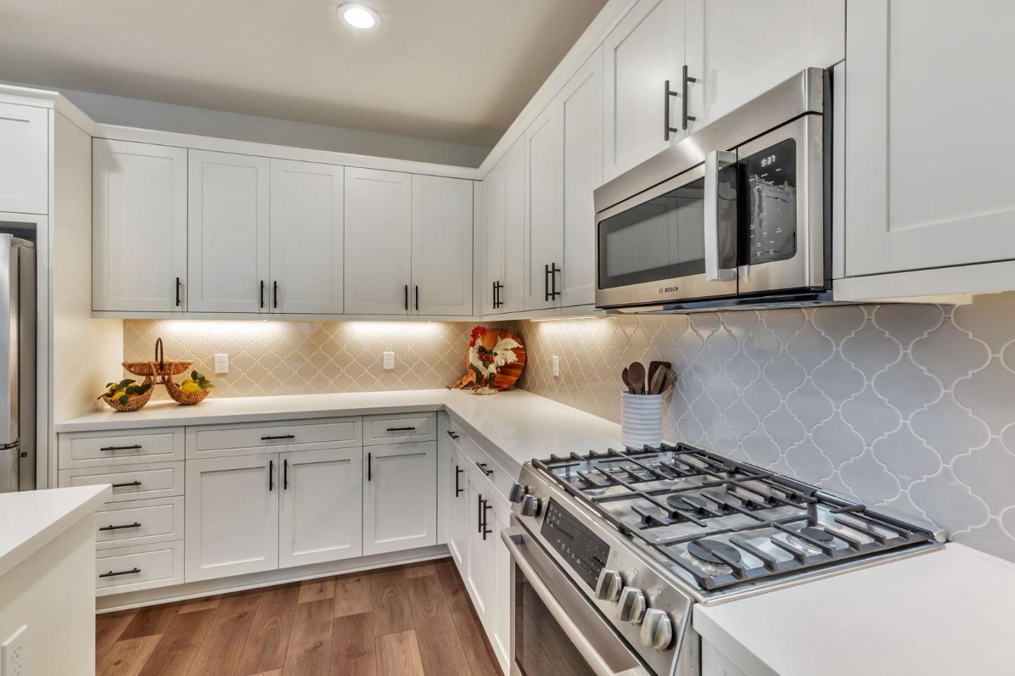 Detail Gallery Image 12 of 36 For 2071 Santoro Way, Hollister,  CA 95023 - 2 Beds | 2 Baths