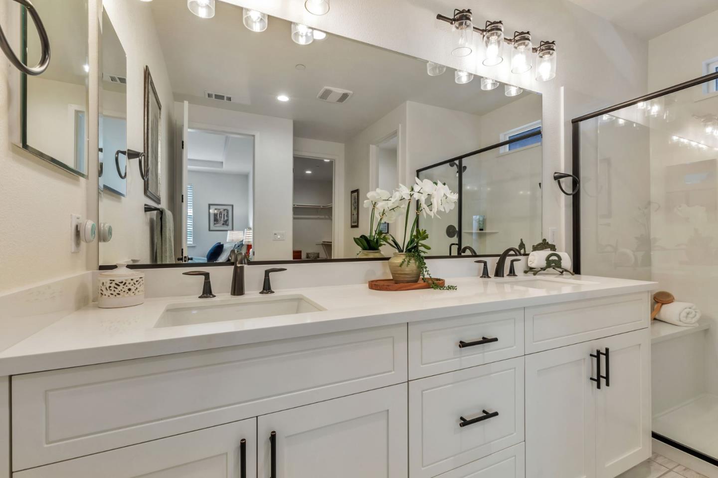 Detail Gallery Image 22 of 36 For 2071 Santoro Way, Hollister,  CA 95023 - 2 Beds | 2 Baths