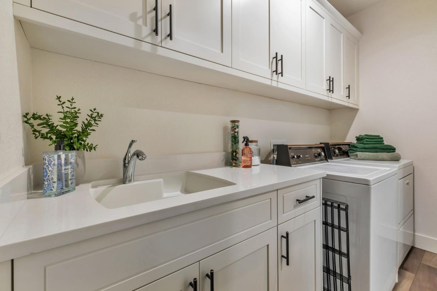 Detail Gallery Image 26 of 36 For 2071 Santoro Way, Hollister,  CA 95023 - 2 Beds | 2 Baths