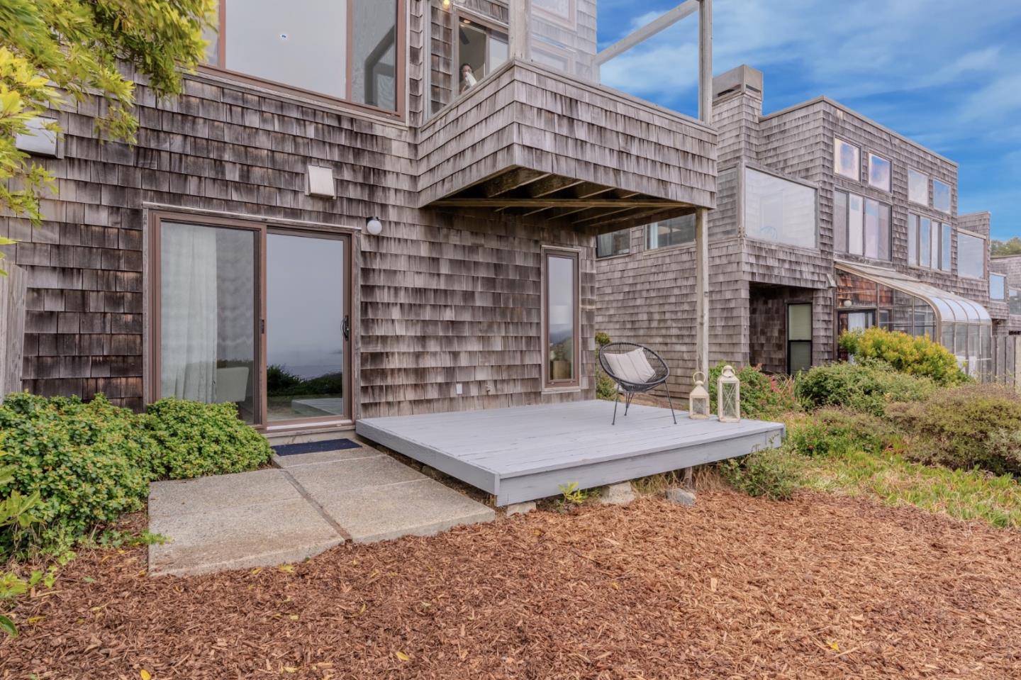 Detail Gallery Image 36 of 55 For 262 Beachview Ave #5,  Pacifica,  CA 94044 - 2 Beds | 2/1 Baths
