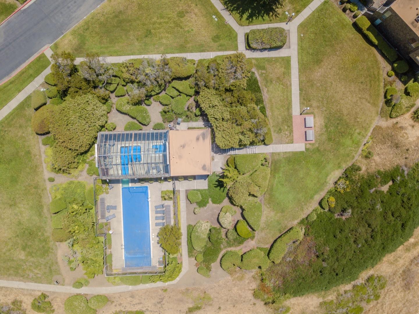 Detail Gallery Image 49 of 55 For 262 Beachview Ave #5,  Pacifica,  CA 94044 - 2 Beds | 2/1 Baths