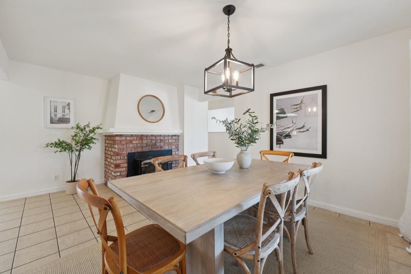Detail Gallery Image 10 of 41 For 5886 Falon Way, San Jose,  CA 95123 - 3 Beds | 2 Baths