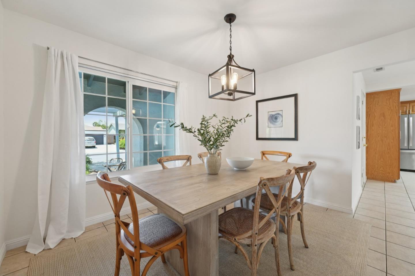 Detail Gallery Image 12 of 41 For 5886 Falon Way, San Jose,  CA 95123 - 3 Beds | 2 Baths