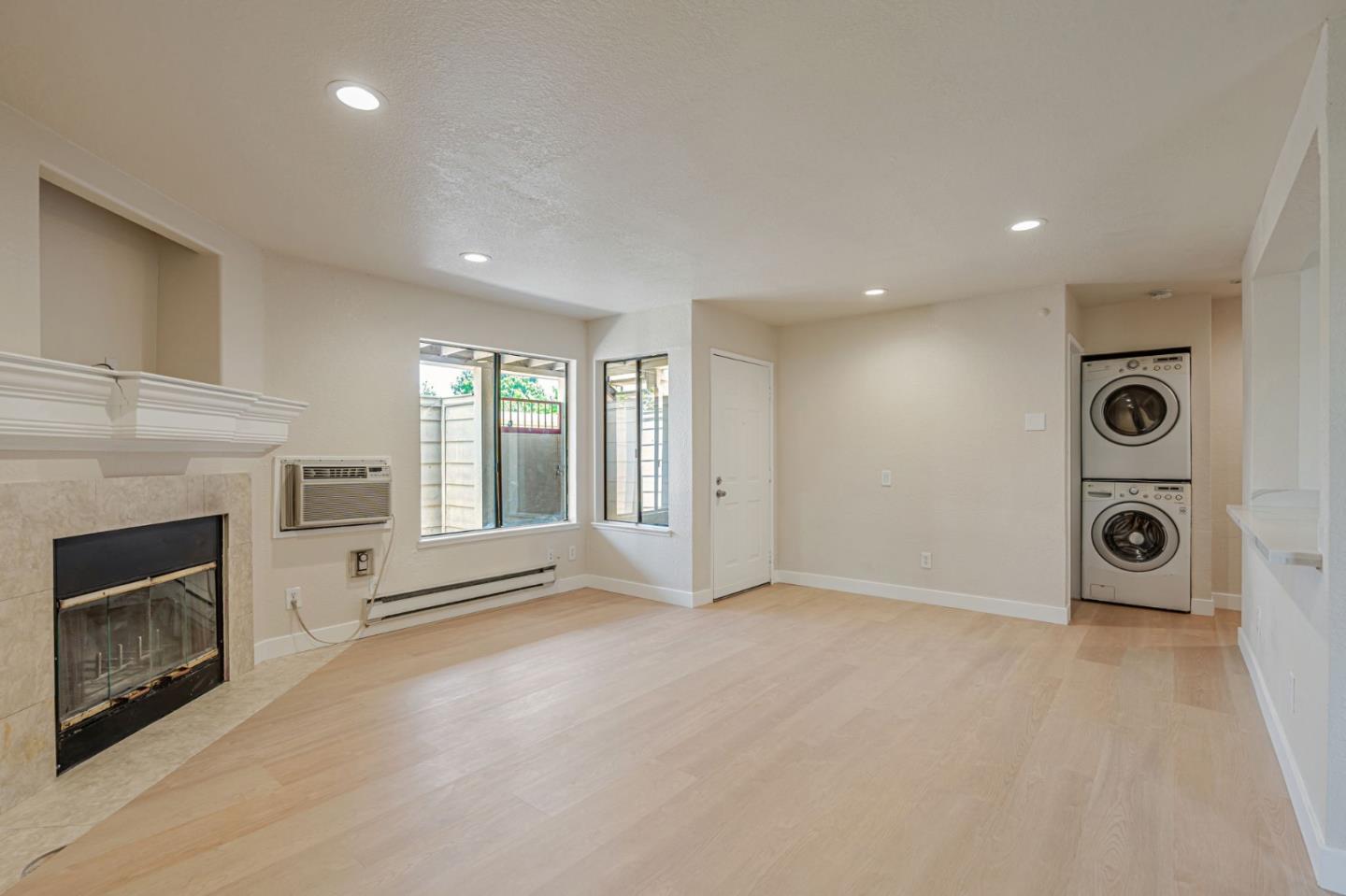 Detail Gallery Image 10 of 37 For 8 Lancaster Cir #130,  Bay Point,  CA 94565 - 2 Beds | 2 Baths