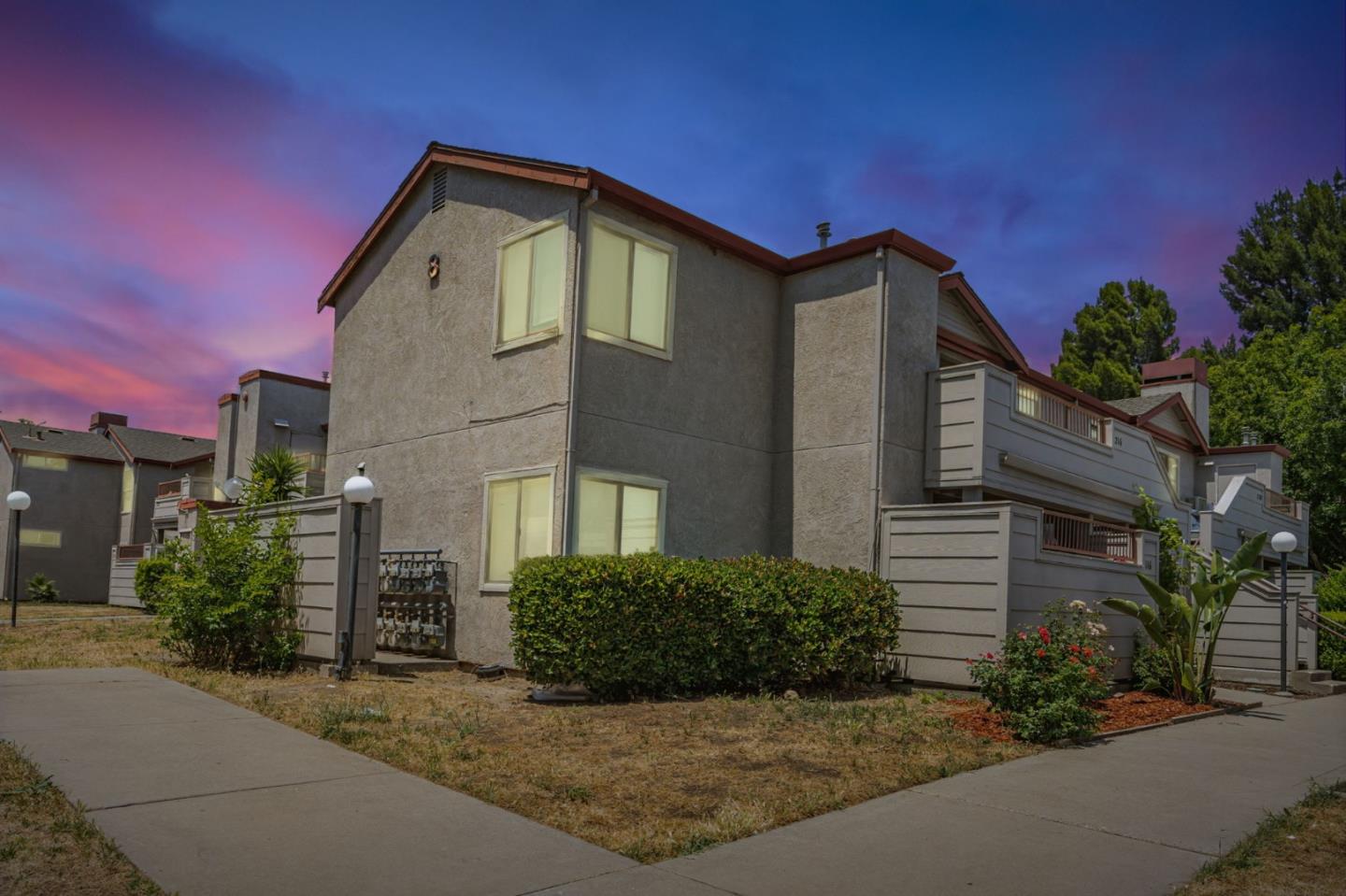 Detail Gallery Image 2 of 37 For 8 Lancaster Cir #130,  Bay Point,  CA 94565 - 2 Beds | 2 Baths