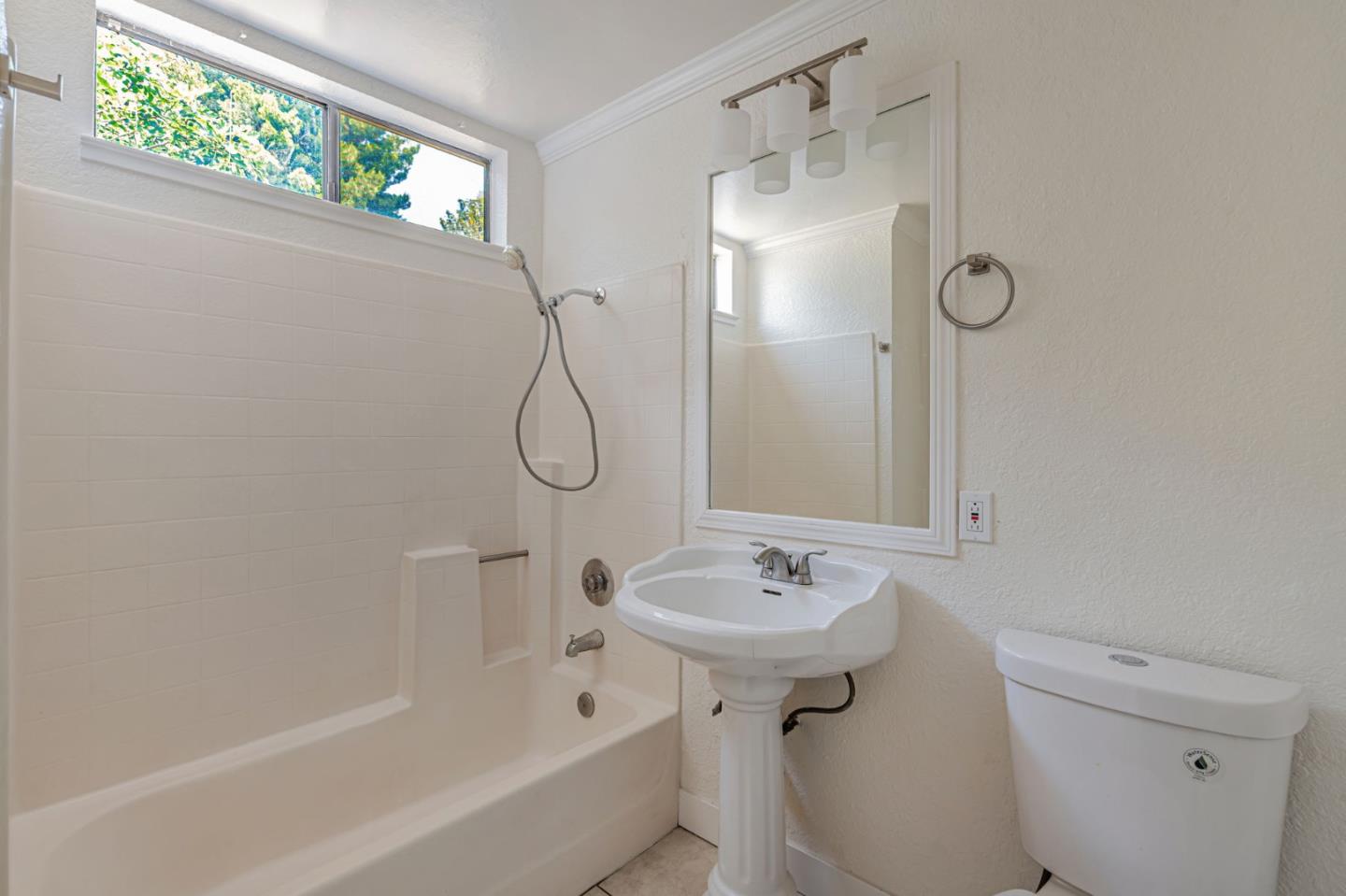 Detail Gallery Image 30 of 37 For 8 Lancaster Cir #130,  Bay Point,  CA 94565 - 2 Beds | 2 Baths