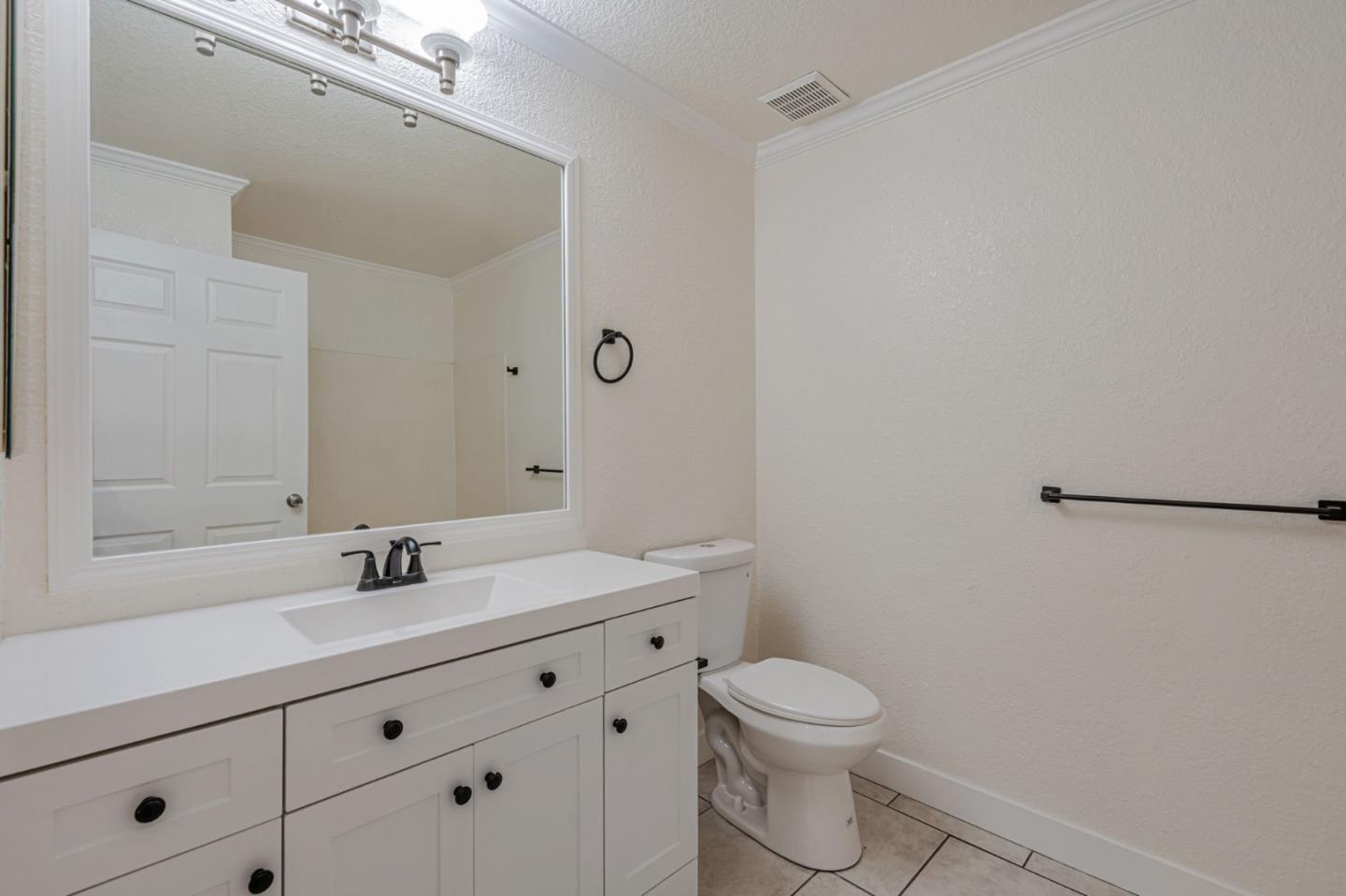 Detail Gallery Image 31 of 37 For 8 Lancaster Cir #130,  Bay Point,  CA 94565 - 2 Beds | 2 Baths