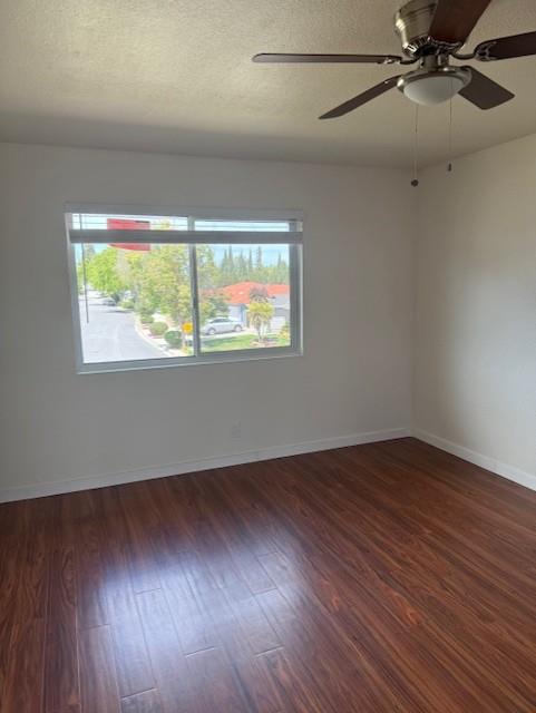 Detail Gallery Image 16 of 28 For 1126 Alvernaz Dr, San Jose,  CA 95121 - 4 Beds | 2/1 Baths