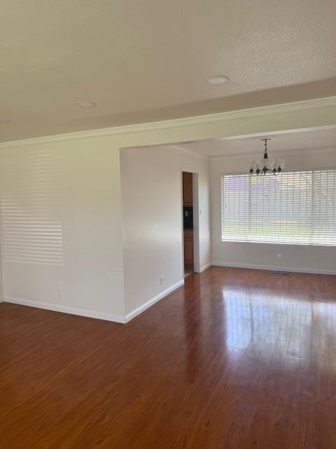 Detail Gallery Image 8 of 28 For 1126 Alvernaz Dr, San Jose,  CA 95121 - 4 Beds | 2/1 Baths