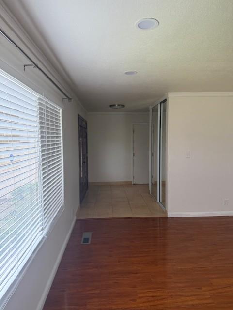 Detail Gallery Image 9 of 28 For 1126 Alvernaz Dr, San Jose,  CA 95121 - 4 Beds | 2/1 Baths