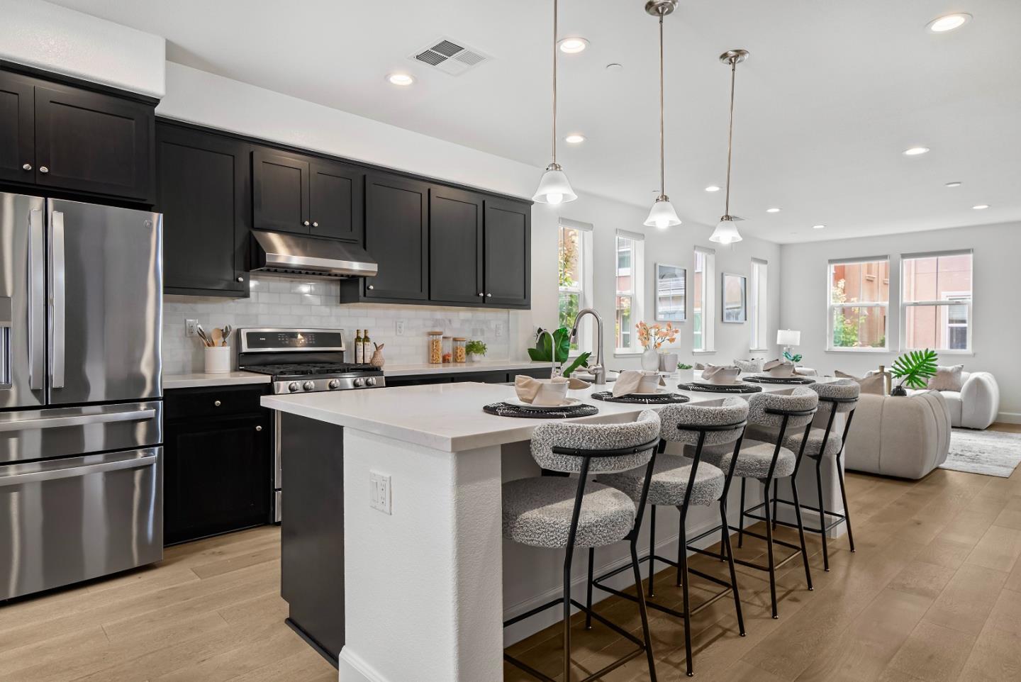 Detail Gallery Image 11 of 46 For 38924 Spicebush Pl, Newark,  CA 94560 - 4 Beds | 3/1 Baths