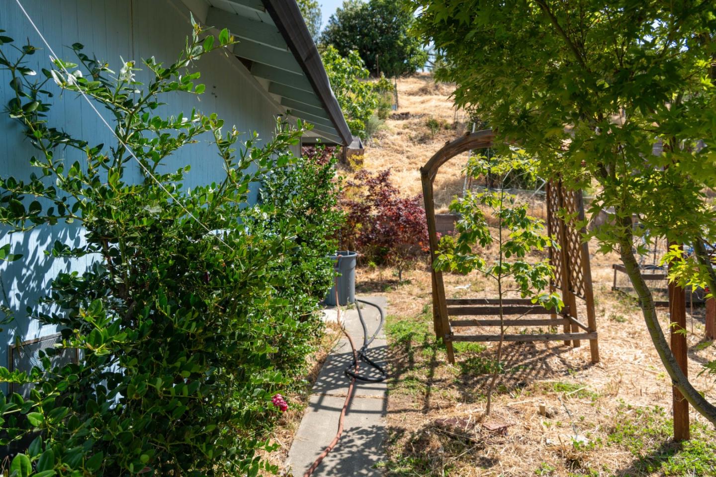 Detail Gallery Image 12 of 14 For 3462 Outlook Ct, San Jose,  CA 95132 - 3 Beds | 2 Baths