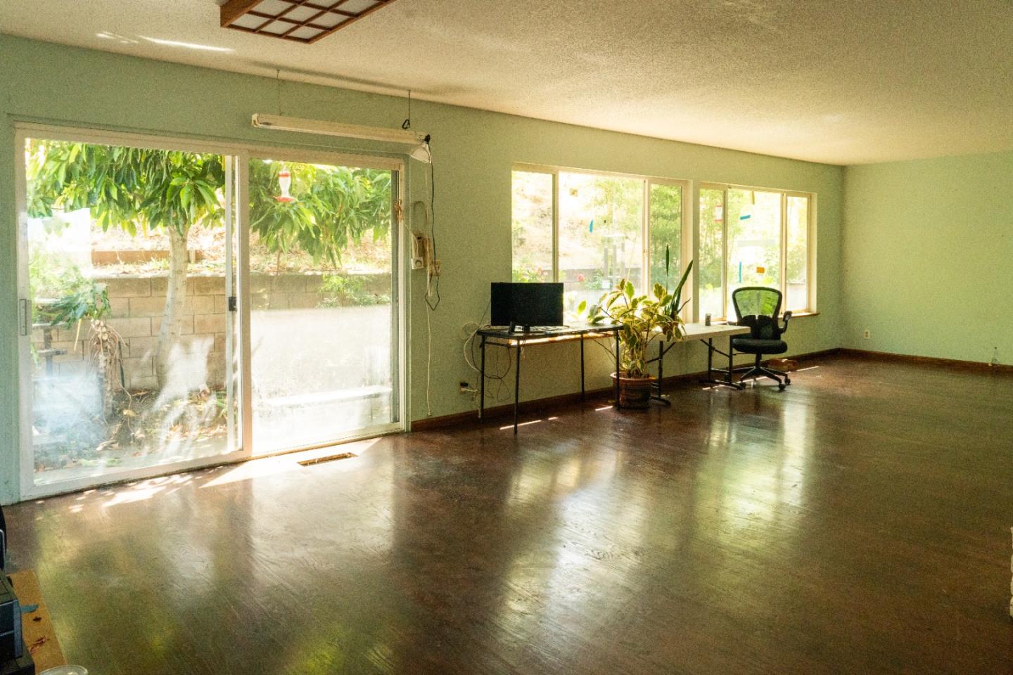Detail Gallery Image 7 of 14 For 3462 Outlook Ct, San Jose,  CA 95132 - 3 Beds | 2 Baths