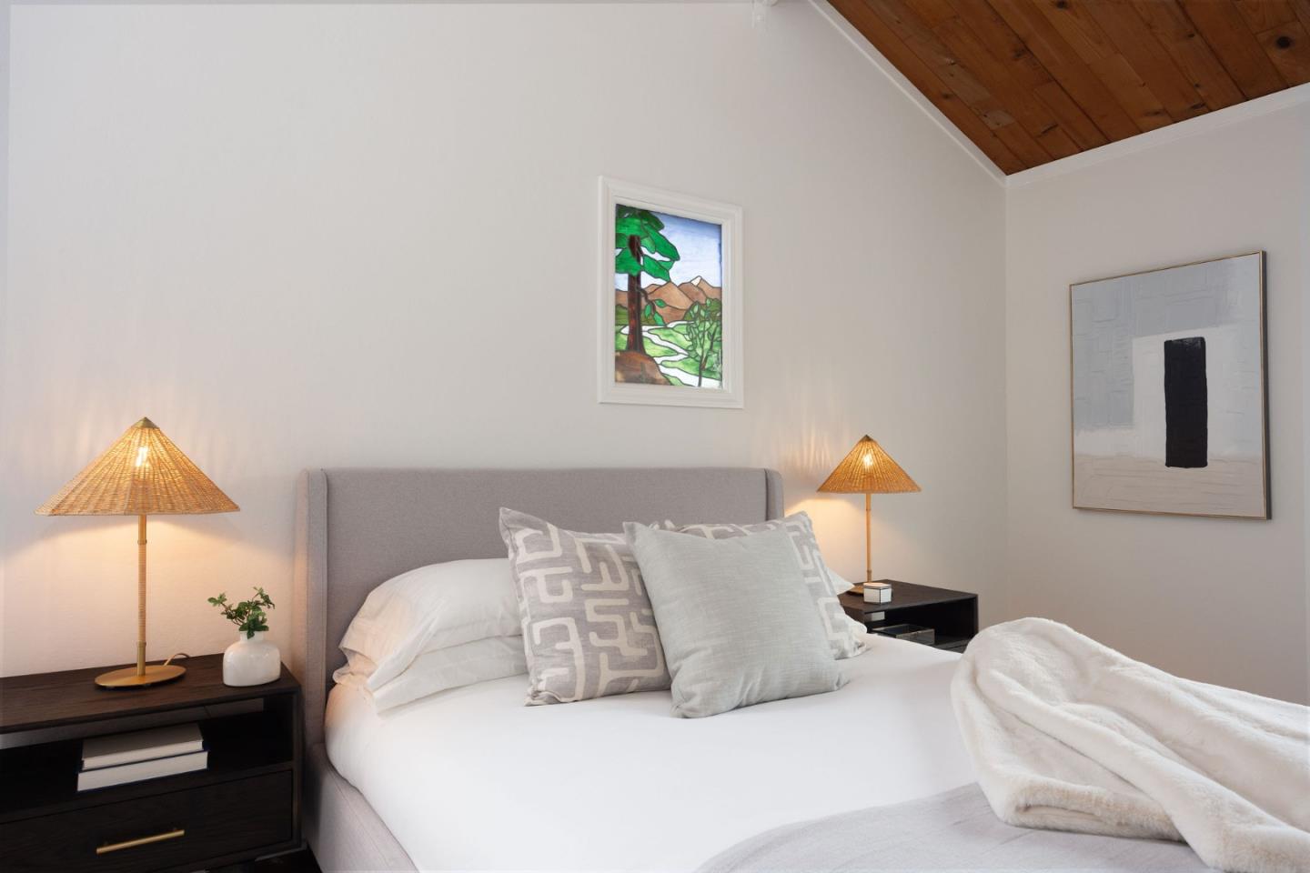 Detail Gallery Image 25 of 42 For 475 4th St, Montara,  CA 94037 - 3 Beds | 2 Baths