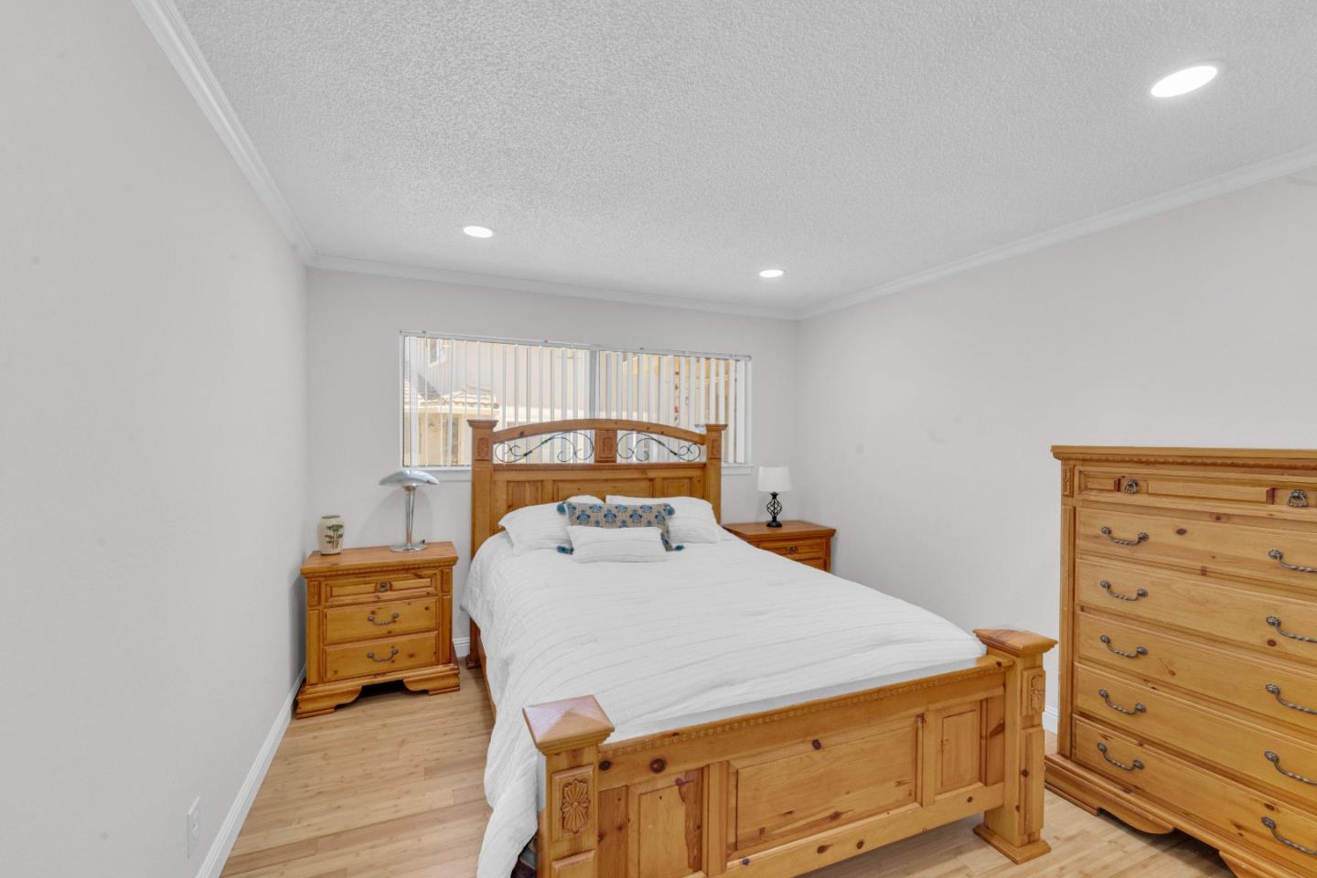 Detail Gallery Image 14 of 17 For 5614 Calmor Ave #1,  San Jose,  CA 95123 - 2 Beds | 1 Baths