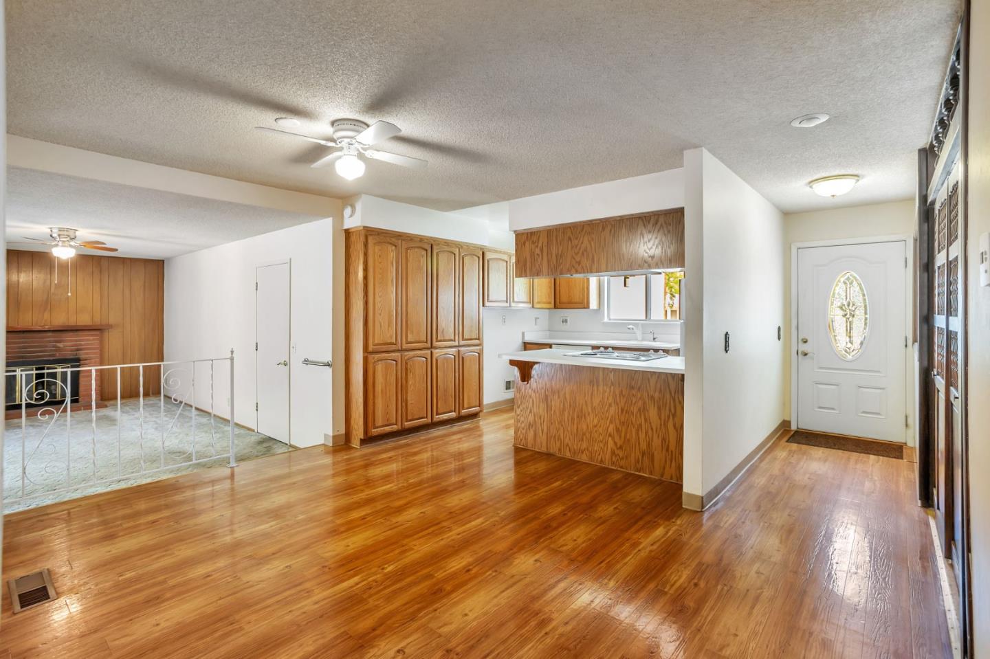 Detail Gallery Image 11 of 29 For 4083 Acapulco Dr, Campbell,  CA 95008 - 4 Beds | 2 Baths