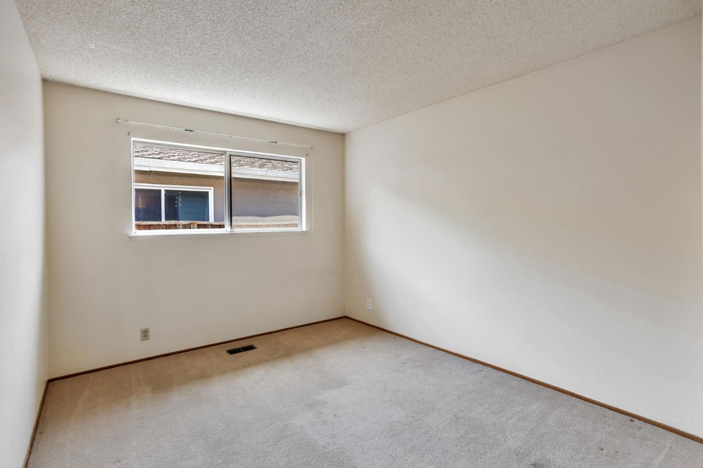 Detail Gallery Image 17 of 29 For 4083 Acapulco Dr, Campbell,  CA 95008 - 4 Beds | 2 Baths