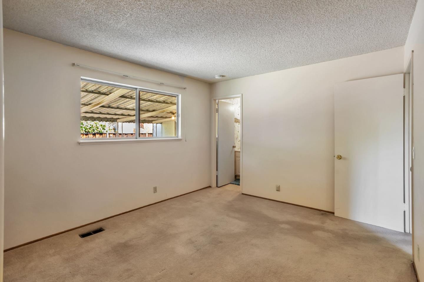 Detail Gallery Image 20 of 29 For 4083 Acapulco Dr, Campbell,  CA 95008 - 4 Beds | 2 Baths