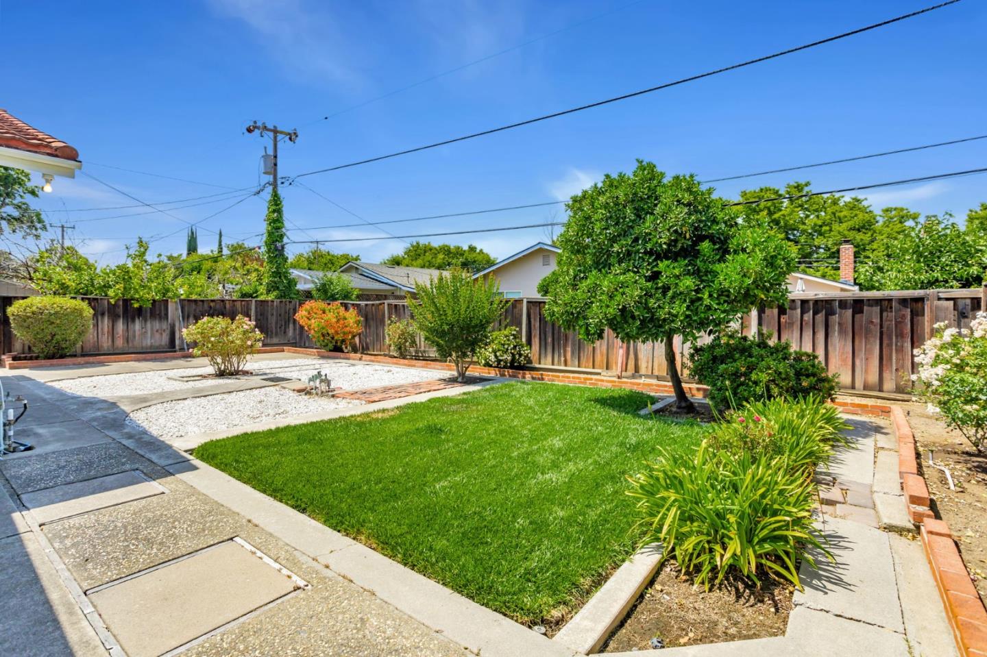 Detail Gallery Image 27 of 29 For 4083 Acapulco Dr, Campbell,  CA 95008 - 4 Beds | 2 Baths