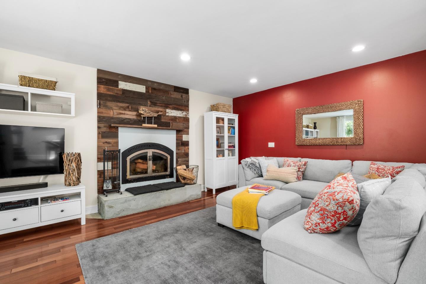 Detail Gallery Image 17 of 73 For 3714 Purling Brook, Soquel,  CA 95073 - 3 Beds | 2/1 Baths