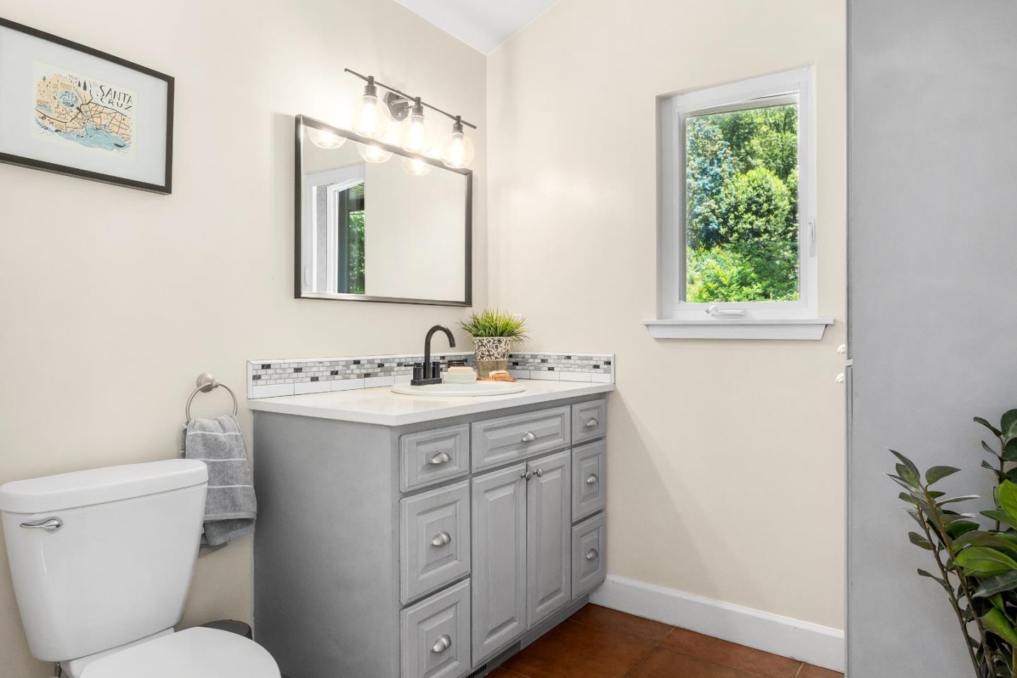 Detail Gallery Image 22 of 73 For 3714 Purling Brook, Soquel,  CA 95073 - 3 Beds | 2/1 Baths