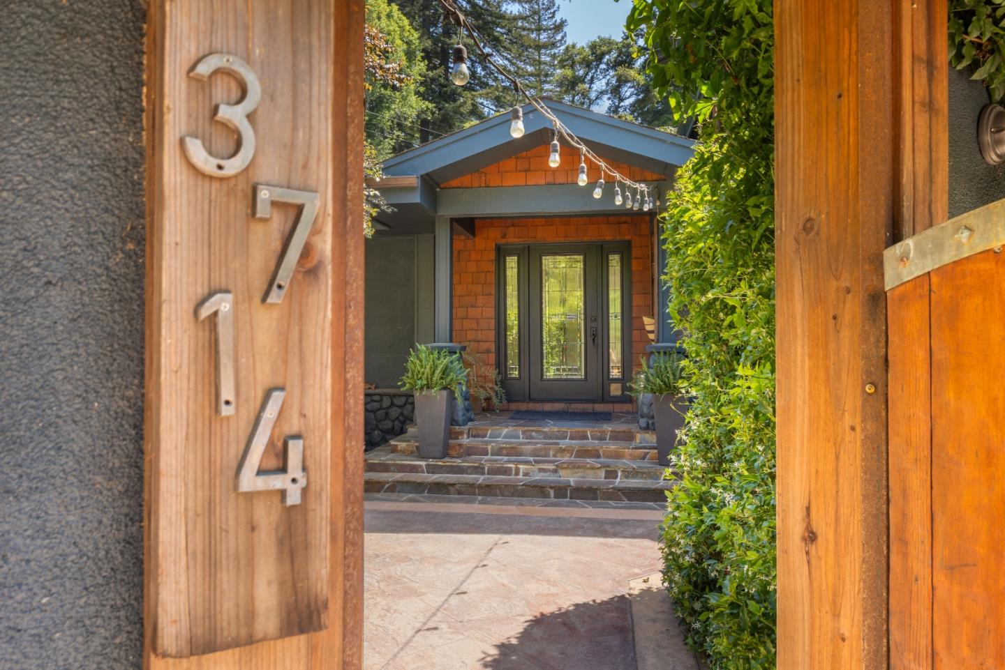 Detail Gallery Image 3 of 73 For 3714 Purling Brook, Soquel,  CA 95073 - 3 Beds | 2/1 Baths