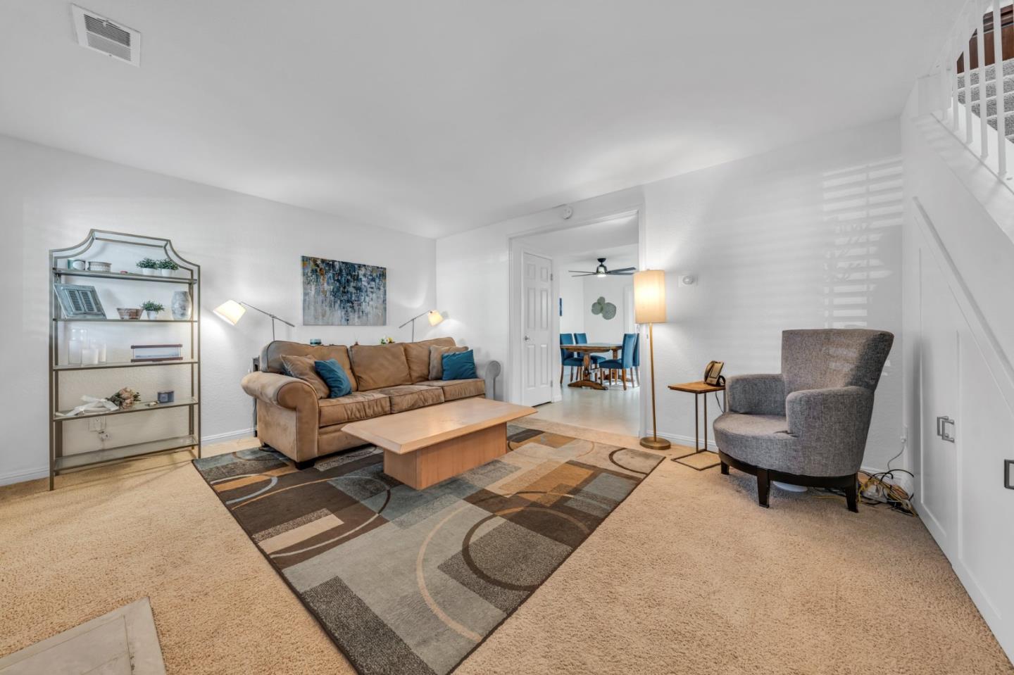 Detail Gallery Image 2 of 30 For 556 Quail Bush Ct, San Jose,  CA 95117 - 2 Beds | 2/1 Baths