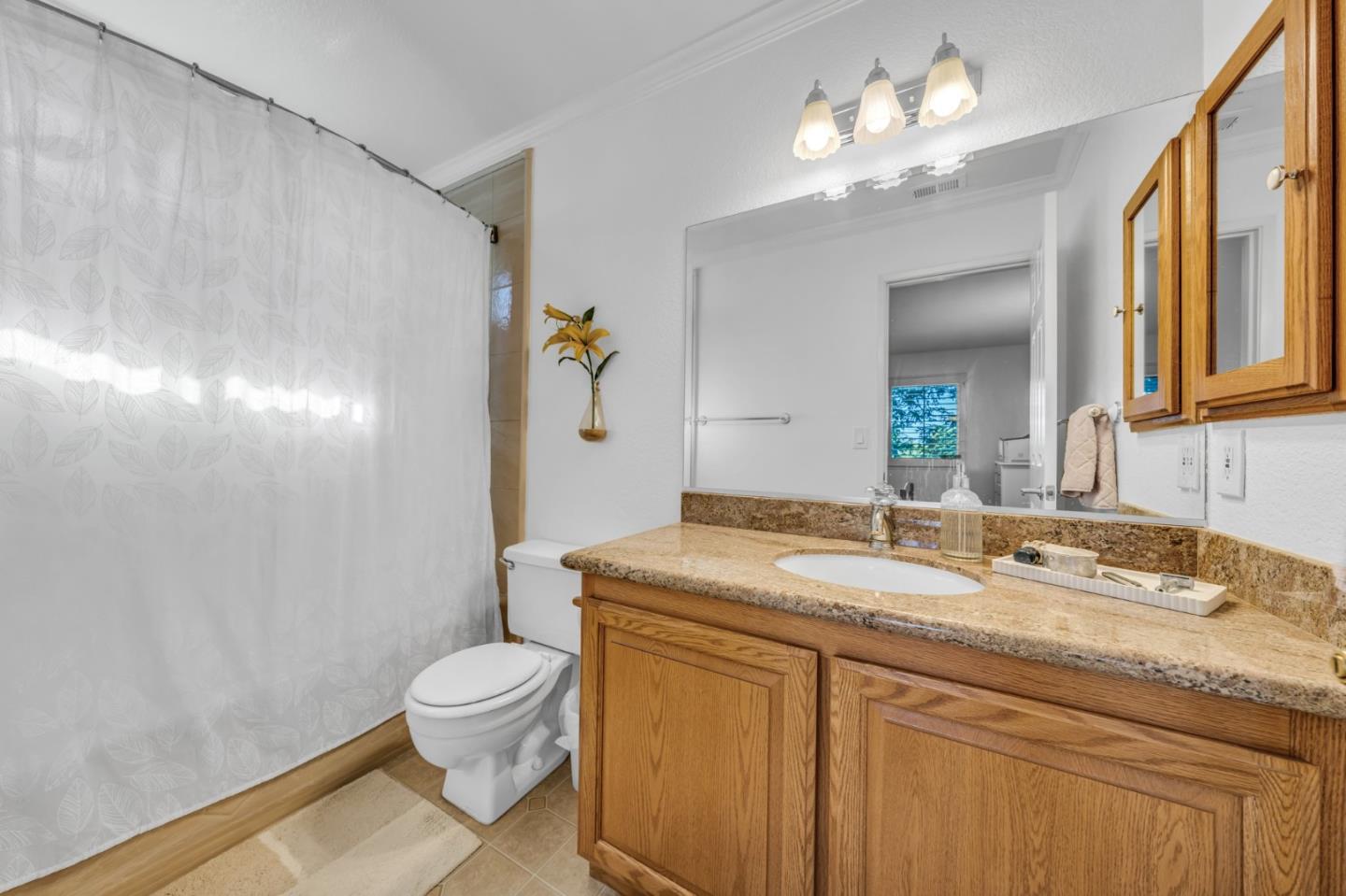 Detail Gallery Image 21 of 30 For 556 Quail Bush Ct, San Jose,  CA 95117 - 2 Beds | 2/1 Baths
