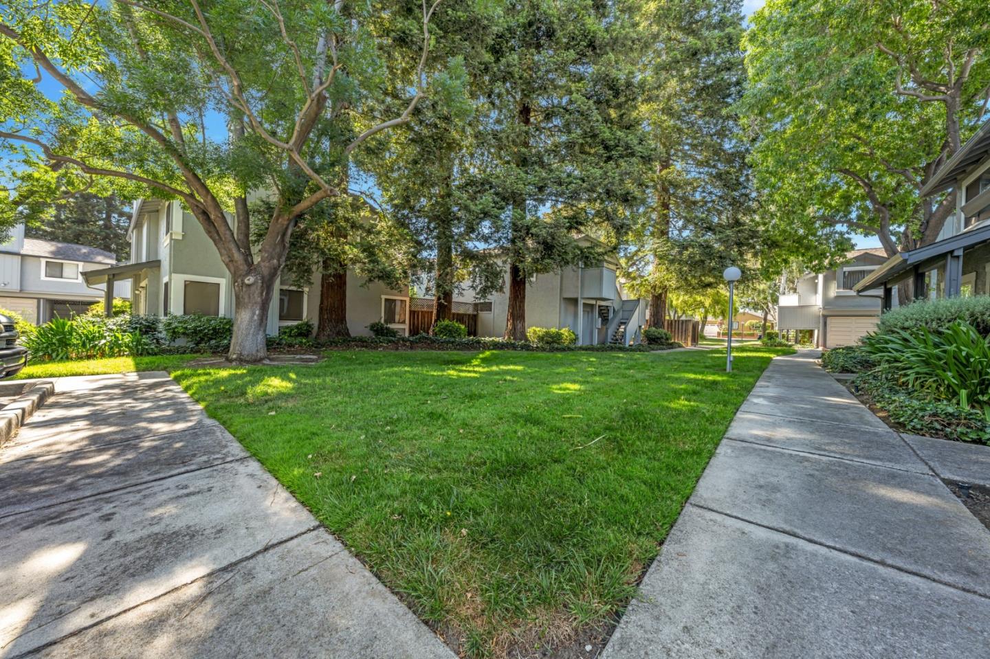 Detail Gallery Image 29 of 30 For 556 Quail Bush Ct, San Jose,  CA 95117 - 2 Beds | 2/1 Baths