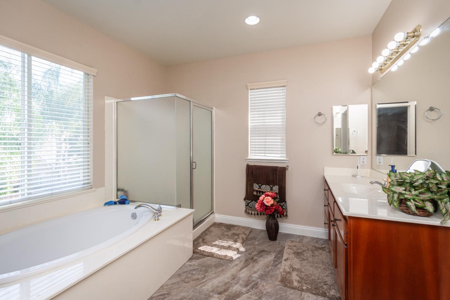 Detail Gallery Image 46 of 70 For 7150 Lyne Bay Dr, Roseville,  CA 95747 - 5 Beds | 3 Baths