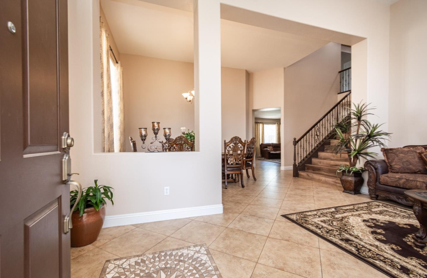 Detail Gallery Image 7 of 70 For 7150 Lyne Bay Dr, Roseville,  CA 95747 - 5 Beds | 3 Baths