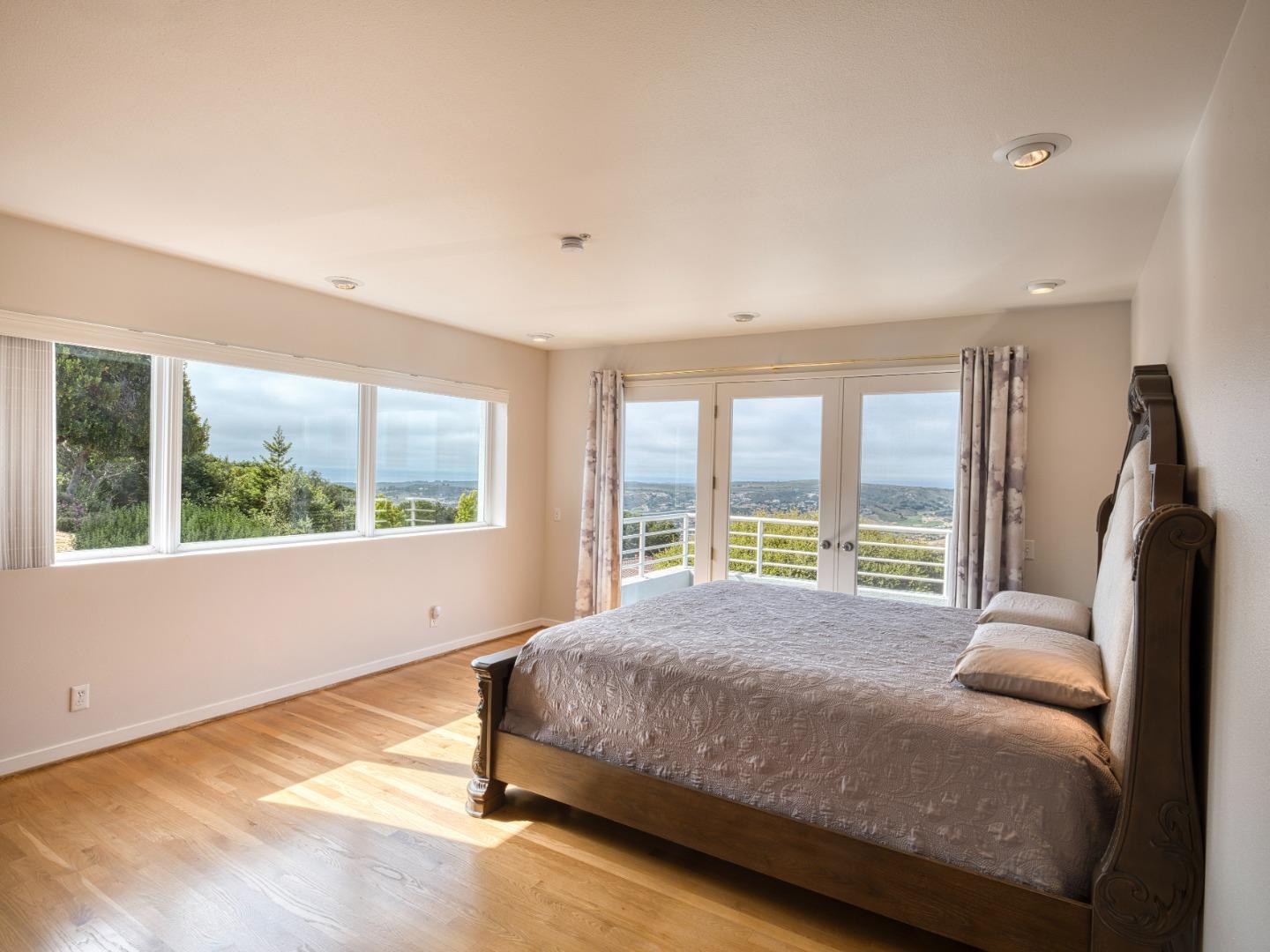 Detail Gallery Image 14 of 32 For 25681 Whip Rd, Monterey,  CA 93940 - 4 Beds | 2/1 Baths