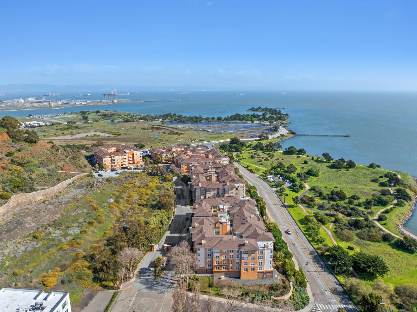 Detail Gallery Image 47 of 50 For 101 Crescent Way #2406,  San Francisco,  CA 94134 - 3 Beds | 2 Baths