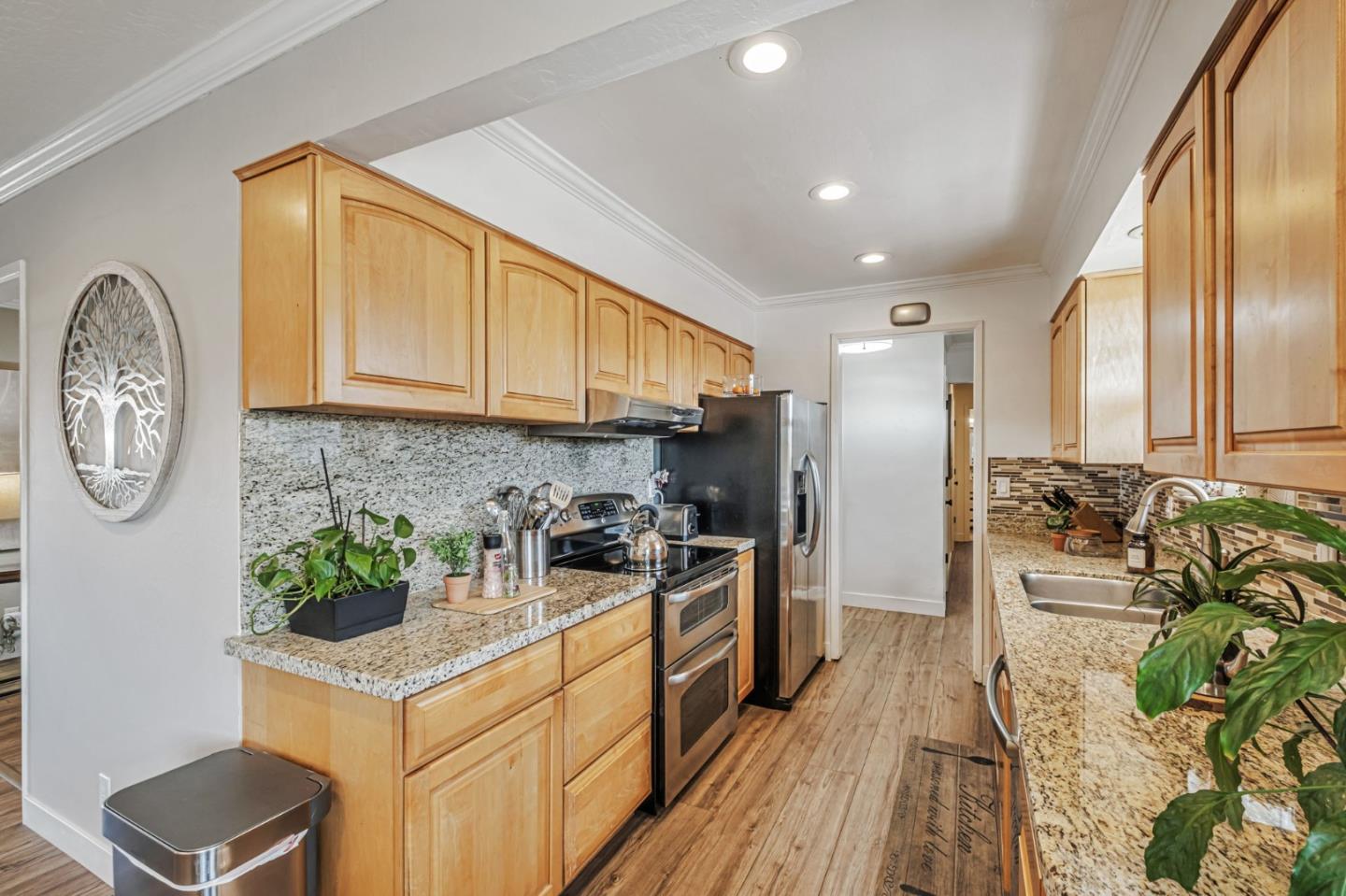 Detail Gallery Image 10 of 36 For 1480 Lemos Ln, Fremont,  CA 94539 - 3 Beds | 2 Baths