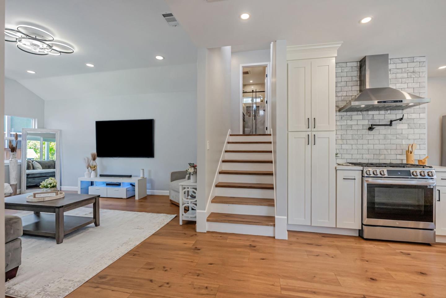 Detail Gallery Image 12 of 44 For 1170 Cotter Way, Hayward,  CA 94541 - 3 Beds | 2 Baths