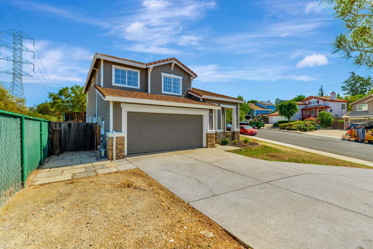 Detail Gallery Image 4 of 47 For 5109 Pawnee Dr, Antioch,  CA 94531 - 4 Beds | 2/1 Baths