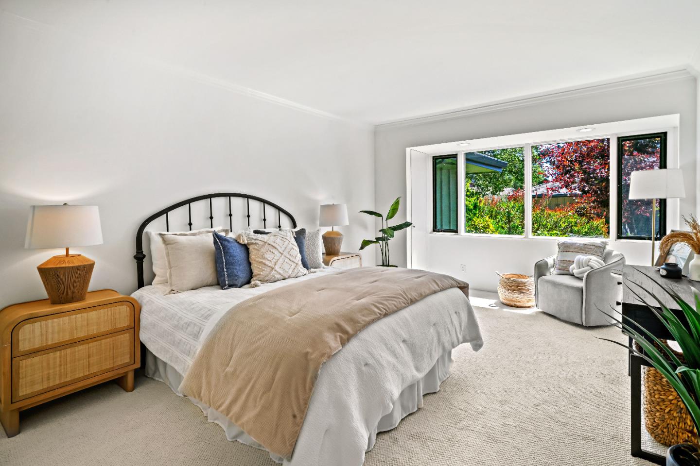 Detail Gallery Image 18 of 46 For 137 Del Mesa Carmel, Carmel,  CA 93923 - 2 Beds | 2 Baths