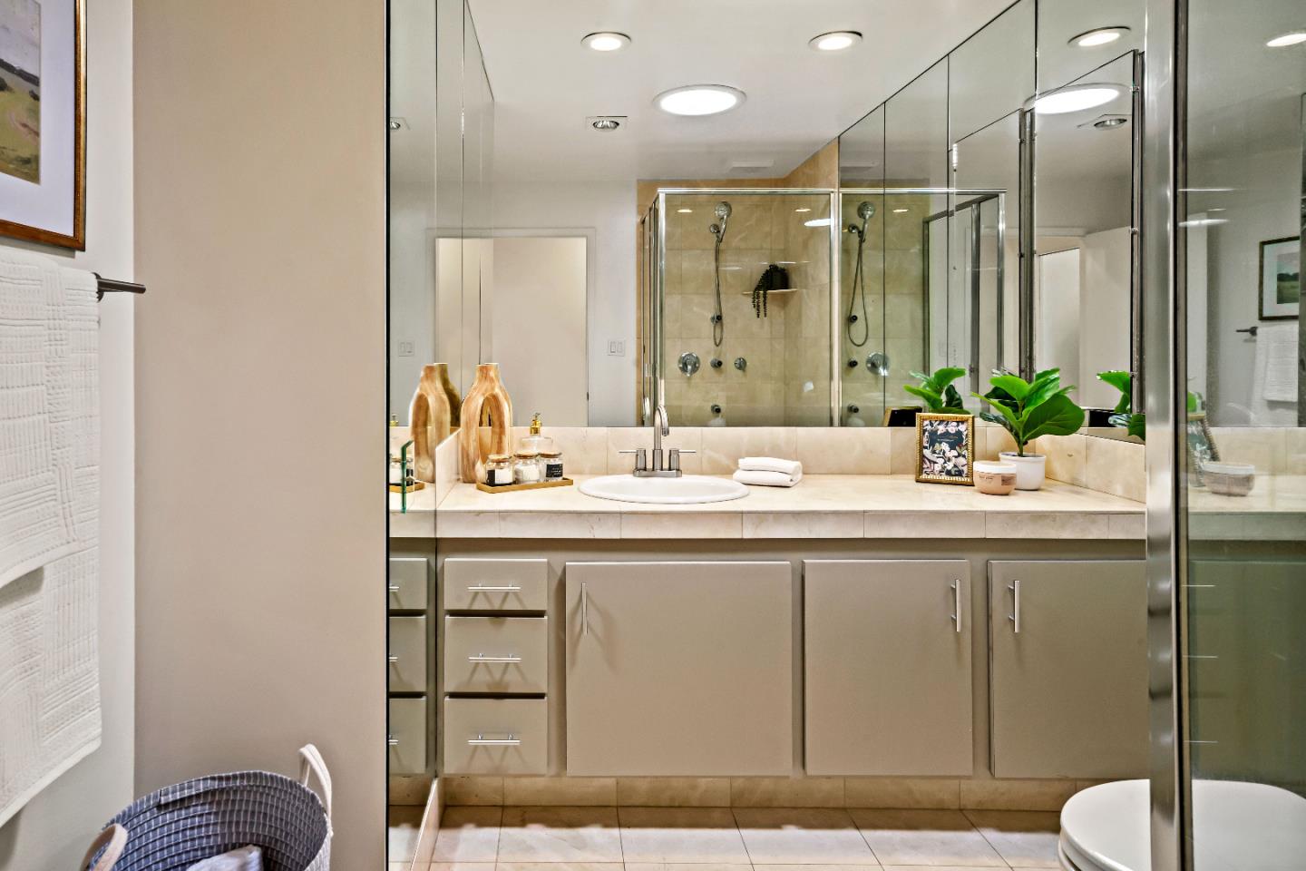 Detail Gallery Image 22 of 46 For 137 Del Mesa Carmel, Carmel,  CA 93923 - 2 Beds | 2 Baths